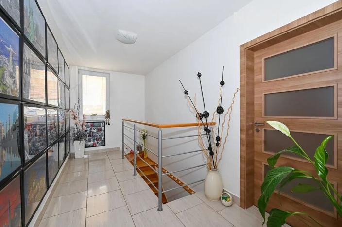 Prodej rodinného domu, Brno, V aleji, 160 m2