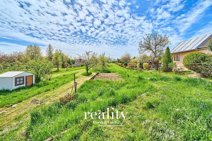 Prodej zahrady, Znojmo, Pražská zahr. C, 1985 m2