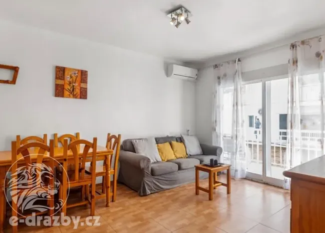 Prodej bytu 3+1, Torrevieja, Španělsko, 71 m2