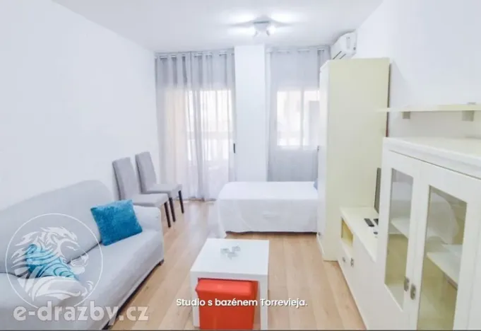 Prodej bytu 1+kk, Torrevieja, Španělsko, 33 m2
