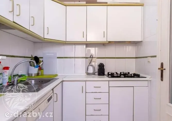 Prodej bytu 3+1, Torrevieja, Španělsko, 90 m2