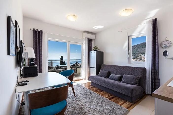 Prodej bytu 3+kk, Petrovac, Černá Hora, 53 m2