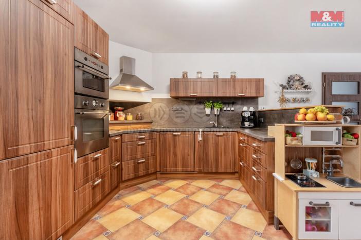 Prodej rodinného domu, Chuderov - Žežice, 182 m2