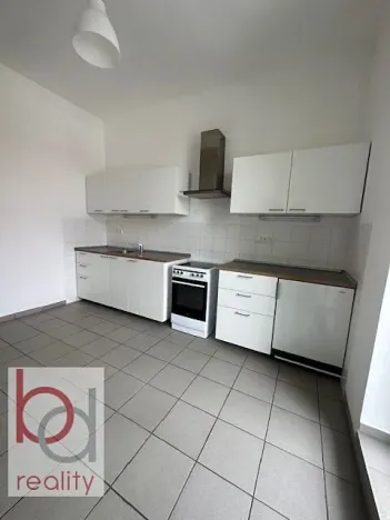 Pronájem bytu 1+1, České Budějovice, Matice školské, 38 m2