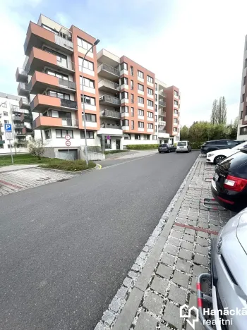 Pronájem garážového stání, Olomouc, Aloise Rašína, 12 m2