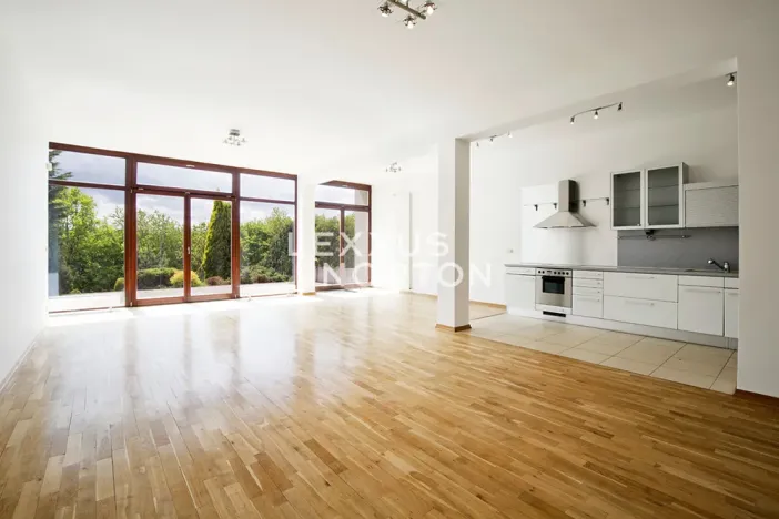Pronájem rodinného domu, Praha - Nebušice, Nebušická, 373 m2