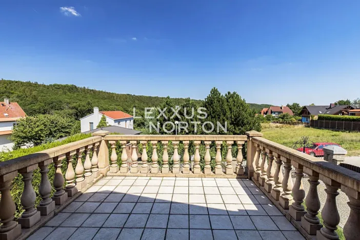 Pronájem vily, Praha - Nebušice, Ke strži, 400 m2