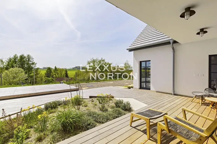 Prodej rodinného domu, Číčovice, 403 m2