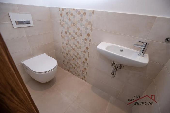 Prodej rodinného domu, Lázně Toušeň, Hlavní, 214 m2