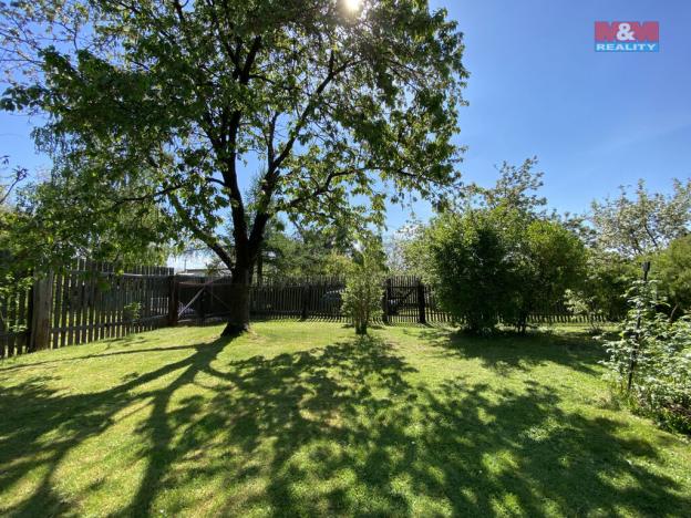 Prodej zahrady, Lom, 896 m2