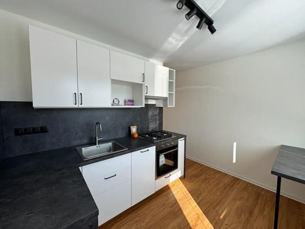 Pronájem bytu 1+1, Kadaň, Bystřická, 40 m2