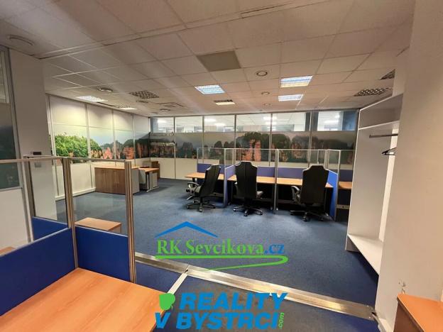 Pronájem kanceláře, Brno, Kubíčkova, 150 m2