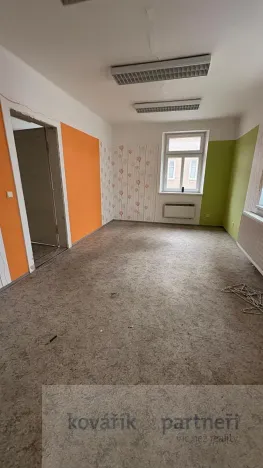 Prodej obchodního prostoru, Rumburk, Třída 9. května, 300 m2
