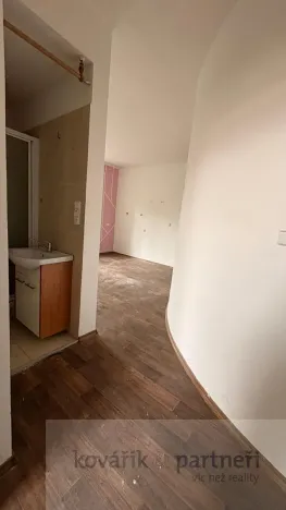 Prodej obchodního prostoru, Rumburk, Třída 9. května, 300 m2