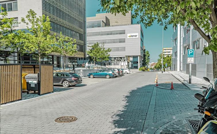 Pronájem kanceláře, Praha - Michle, Jemnická, 622 m2