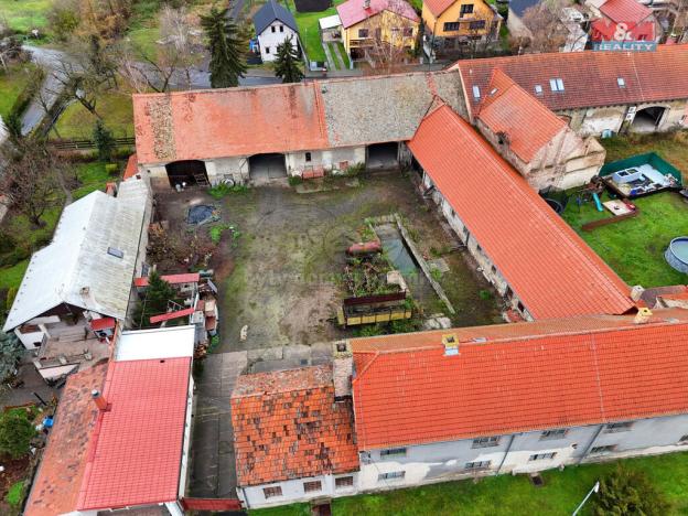 Prodej rodinného domu, Černiv, 320 m2