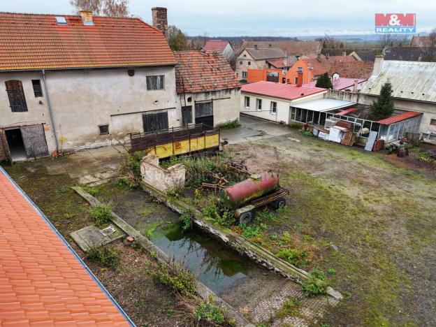 Prodej rodinného domu, Černiv, 320 m2