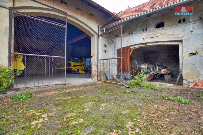 Prodej rodinného domu, Černiv, 320 m2