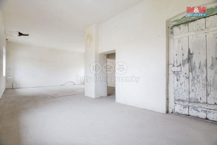 Prodej rodinného domu, Černiv, 320 m2