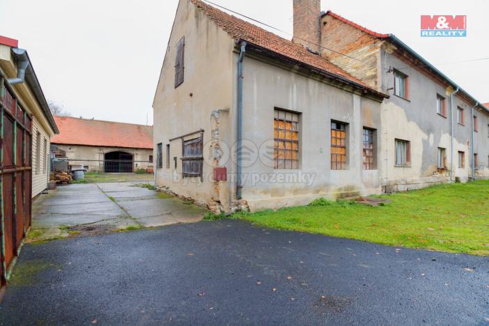 Prodej rodinného domu, Černiv, 320 m2