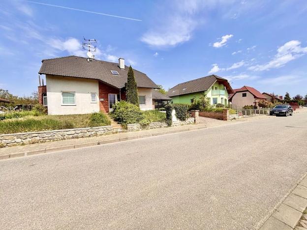 Prodej rodinného domu, Hrušovany nad Jevišovkou, Severní, 180 m2