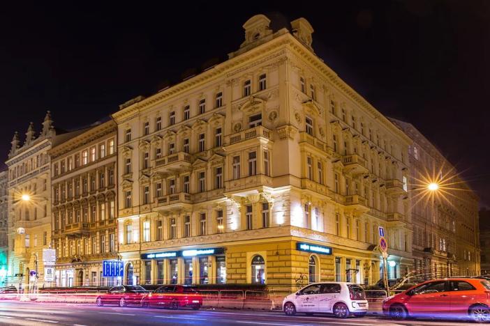 Pronájem bytu 1+kk, Praha - Nové Město, Tyršova, 25 m2