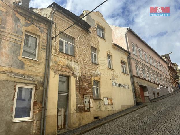 Prodej rodinného domu, Luby, Chebská, 250 m2