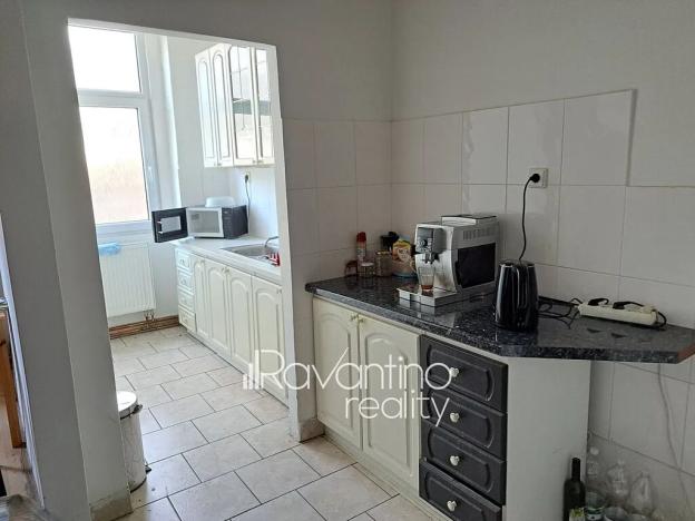 Pronájem skladu, Brno, Rokytova, 523 m2