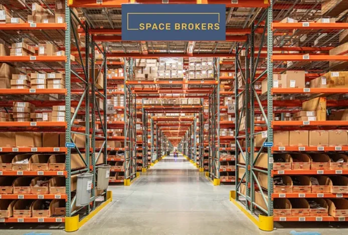 Pronájem skladu, Ostředek, 4540 m2