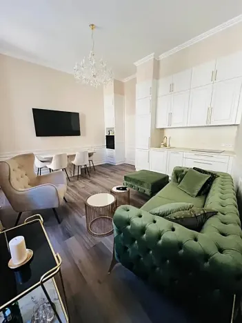 Prodej bytu 2+kk, Karlovy Vary, Zámecký vrch, 42 m2