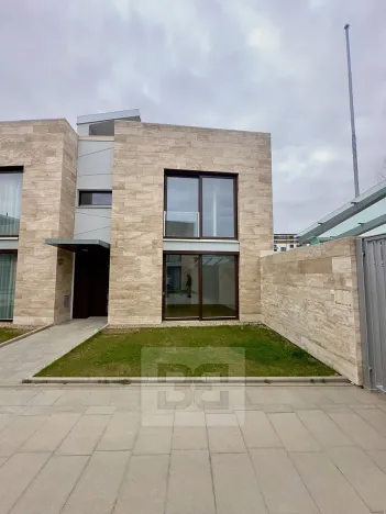 Pronájem rodinného domu, Praha - Libuš, V Hrobech, 304 m2