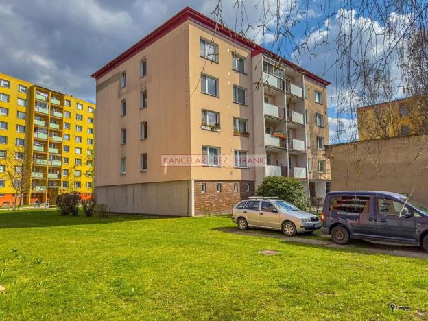 Prodej bytu 3+1, Vsetín, Ohrada, 74 m2