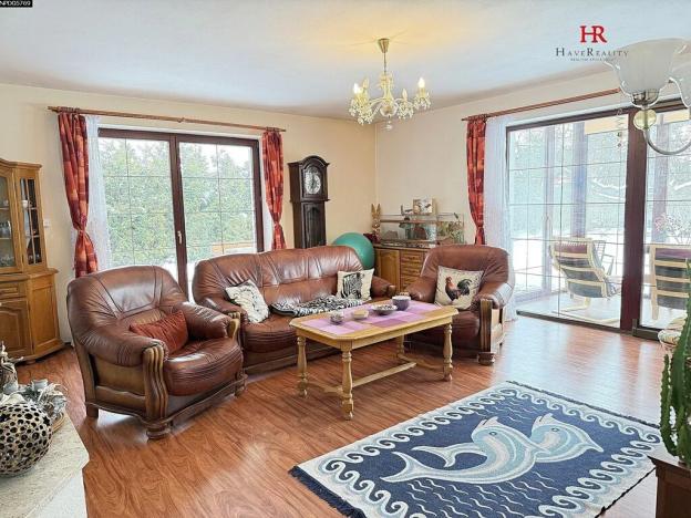 Prodej rodinného domu, Jenišovice, 355 m2