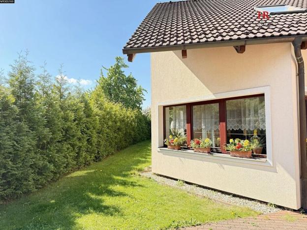 Prodej rodinného domu, Jenišovice, 355 m2