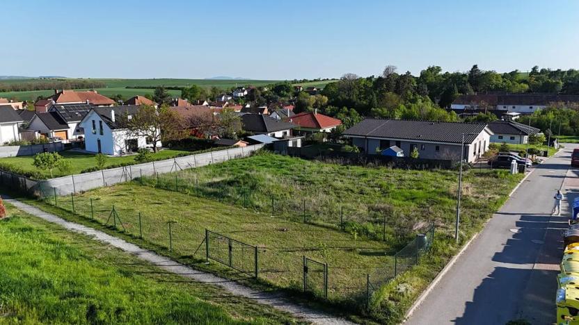 Prodej pozemku pro bydlení, Hajany, 1120 m2