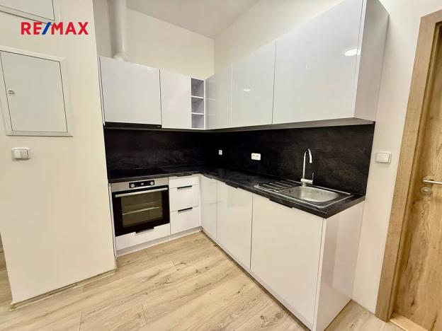 Pronájem bytu 2+1, Plzeň, Klatovská třída, 66 m2