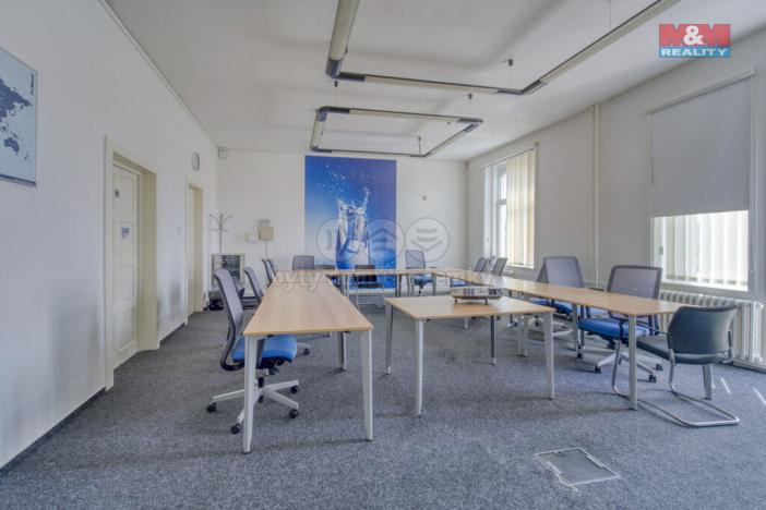 Pronájem kanceláře, Plzeň, Hálkova, 786 m2