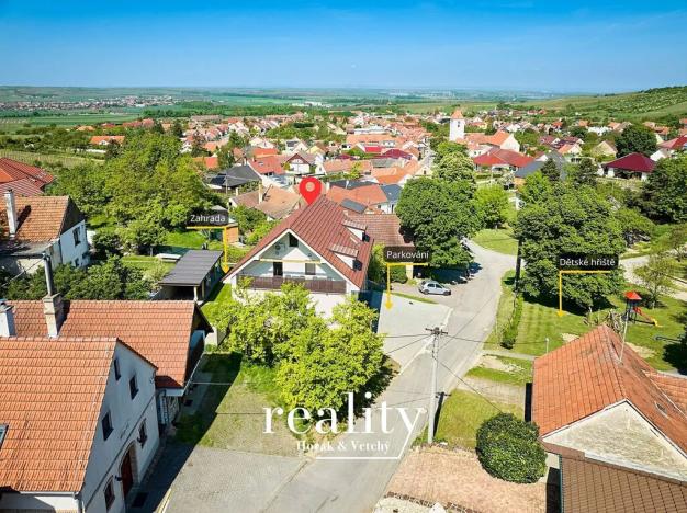 Prodej apartmánu, Perná, 205 m2