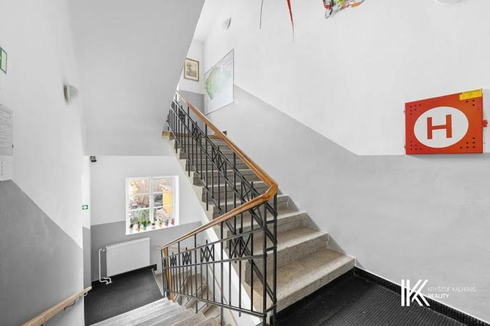 Pronájem komerční nemovitosti, Pardubice, Husova, 371 m2