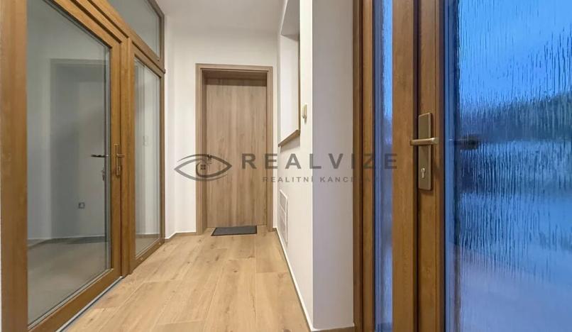 Pronájem kanceláře, Trhové Sviny, Nové město, 32 m2