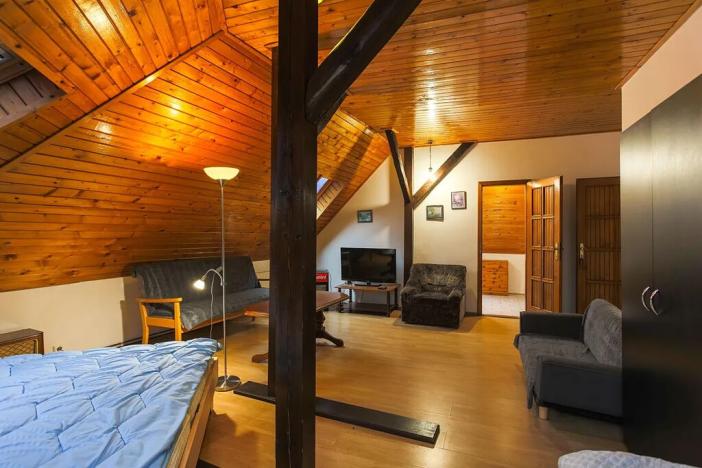 Prodej restaurace, Kladno, Štefánikova, 592 m2