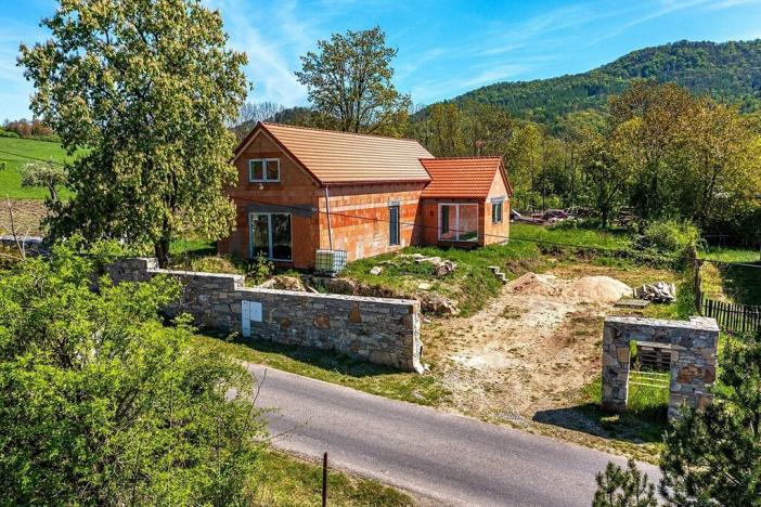 Prodej rodinného domu, Třebušín, 181 m2
