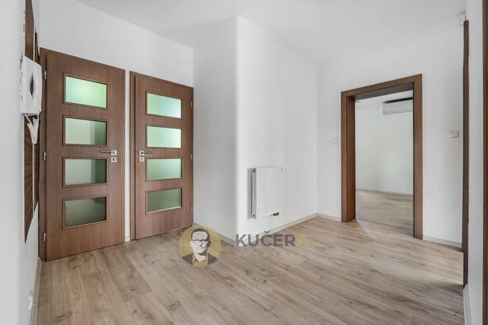 Prodej kanceláře, Lovosice, Sukova, 310 m2