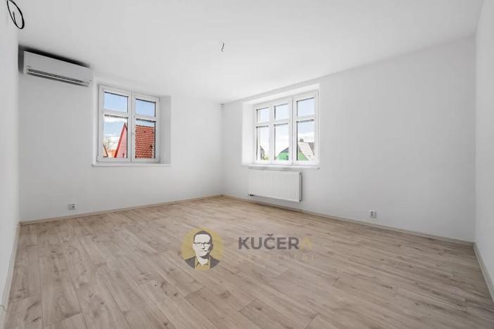 Prodej kanceláře, Lovosice, Sukova, 310 m2