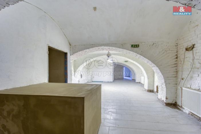 Pronájem restaurace, Plzeň - Jižní Předměstí, Kollárova, 184 m2