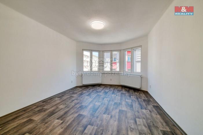 Prodej bytu 4+1, Cheb, Májová, 121 m2