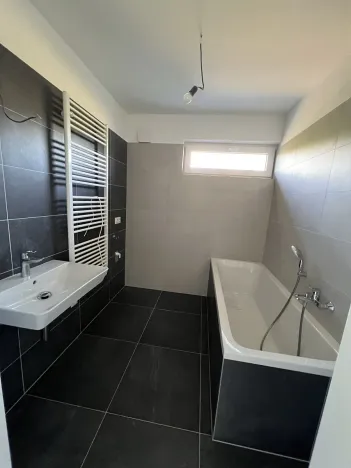 Prodej bytu 2+kk, Znojmo, Višňová, 77 m2