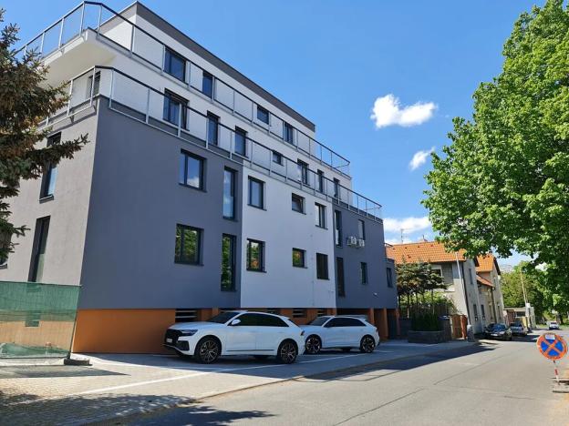 Pronájem bytu 3+kk, Kladno, Vrchlického, 148 m2