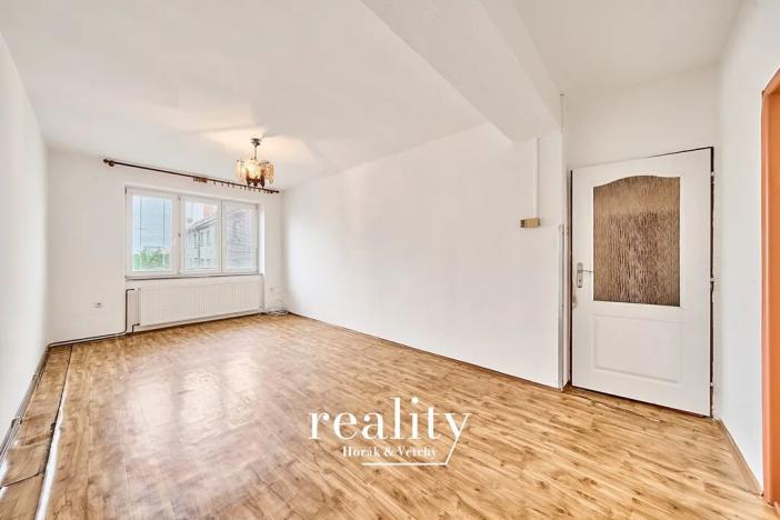 Prodej bytu 2+1, Hrušovany nad Jevišovkou, Znojemská, 52 m2