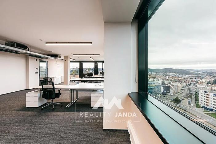 Pronájem kanceláře, Brno, Šumavská, 203 m2